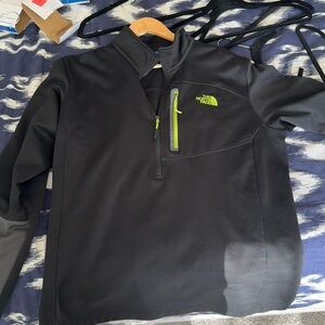 The North Face Men's Black and Green Zip Up Sweater